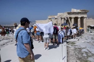 Cierran la Acrópolis de Atenas por ola de calor que azota Europa