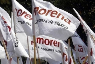 Banderas del partido político Morena 