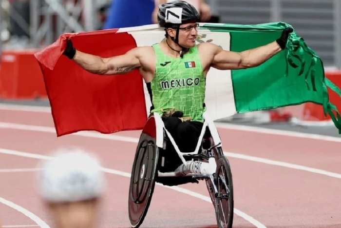 Juan Pablo Cervantes gana medalla de bronce en atletismo