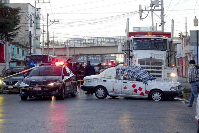 Muere taxista al ser arrastrado por un camión en  Carranza y Las Torres