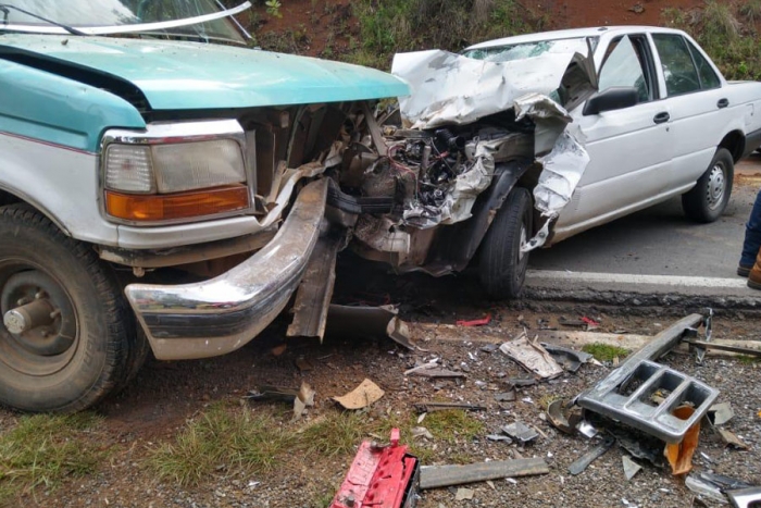 Fuerte accidente deja cuatro estudiantes lesionados en la Toluca-Tenancingo