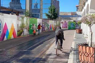 Ola de calor ponen en jaque a ciclistas en Toluca