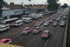 Taxistas inician bloqueos por aplicaciones