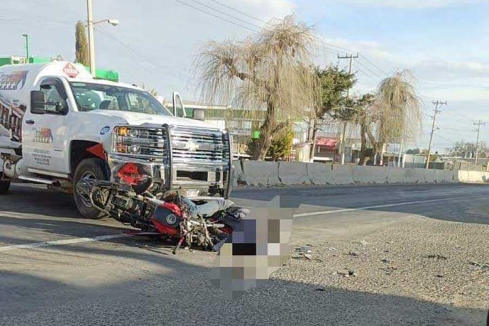 Pipa arrolla a motociclista en Zinacantepec