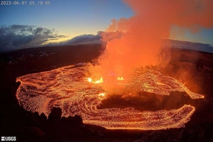 El volcán Kilauea entra en erupción en Hawái