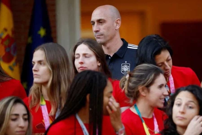 “No voy a dimitir”: Luis Rubiales se aferra a la presidencia de la RFEF