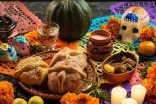 Familias mexiquenses gastarán más de mil 500 pesos en la ofrenda del Día de Muertos