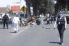Taxista avienta a pareja de motociclistas en Paseo Tollocan.