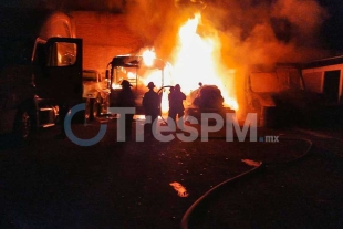 Incendio en corralón alerta a vecinos de la colonia el Seminario en Toluca