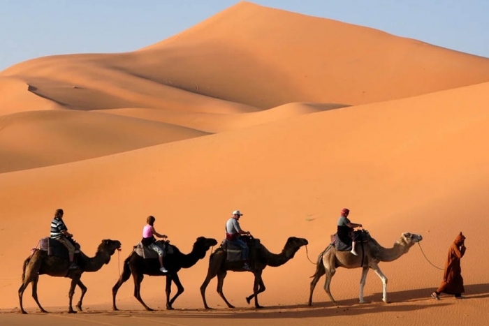 ¿Por qué se vuelven los desiertos fríos por la noche?