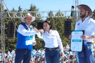 Tomó PAN protesta a Alejandra del Moral como candidata al gobierno mexiquense