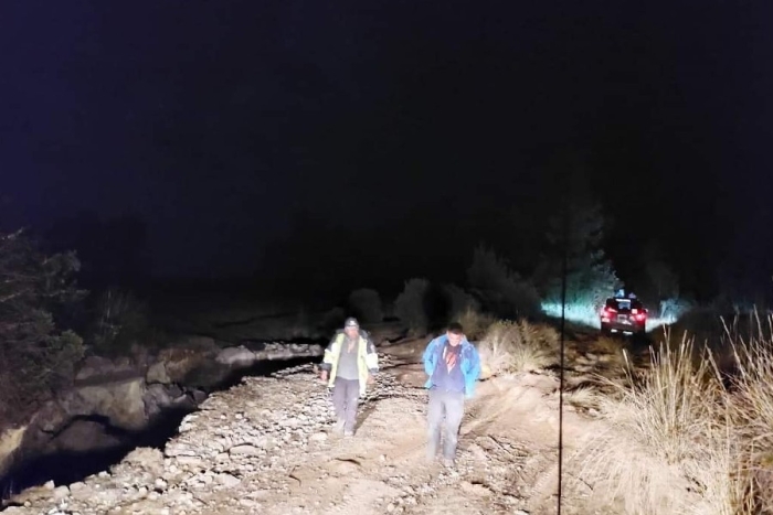 Rescatan a dos jovenes en el Nevado de Toluca