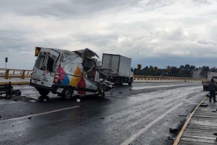 Dos lesionados en accidente en la Mexico-Toluca