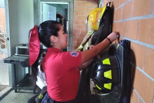 Celebran a Bomberos de Zinacantepec por su vocación de servicio