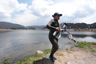 Busca Andrea Veloz ser una de las primeras mujeres del Grupo de Buceo del SUEM