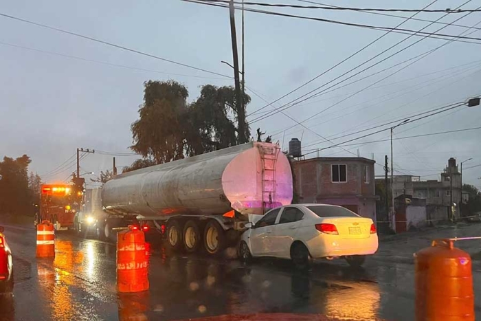 Elementos de Seguridad Pública municipal acudieron para acordonar la zona