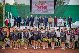 El presidente municipal, Manuel Vilchis Viveros, dio la bienvenida a los participantes