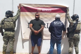 Las autoridades señalaron que el presunto delincuente mantenía residencia fija en el municipio de Ímuris, Sonora, donde vivía con su pareja y cuatro menores de edad