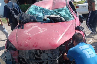 Se registra volcadura en la carretera Tenango–Tenancingo