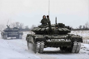 Rusia refuerza dispositivo militar en la frontera con Ucrania