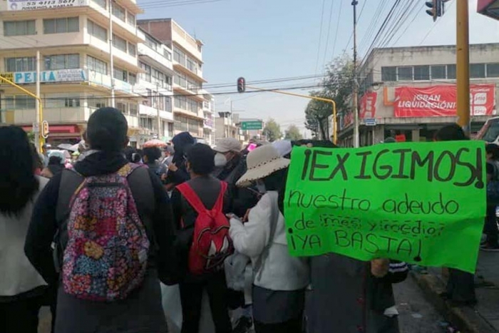 ¡Más deudas en Naucalpan! Deben tres quincenas a maestras del DIF