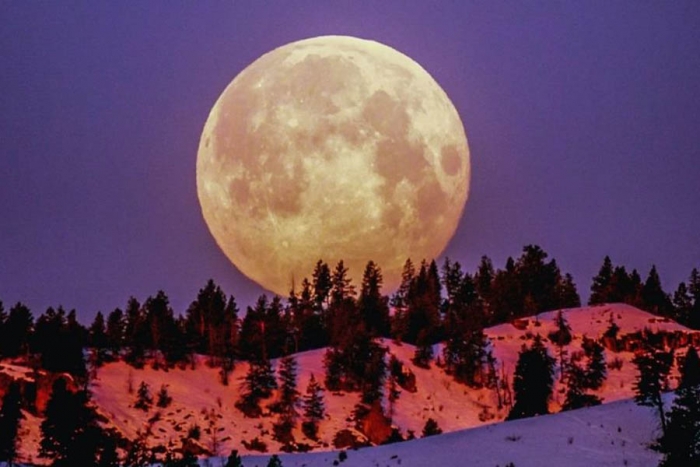 Super Luna y lluvia de estrellas: los eventos astronómicos de abril
