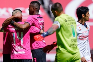 La reacción de Carlos Adrián Morales tras vencer a Xolos