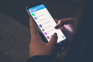 Telegram divide su app para Android en dos versiones