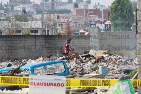 Clausuran tiradero clandestino en Metepec