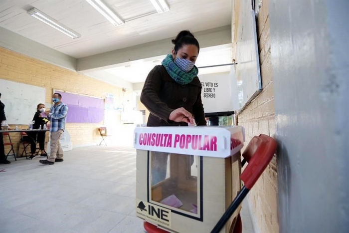 Pide INE a ciudadanos que acudan a votar en la consulta