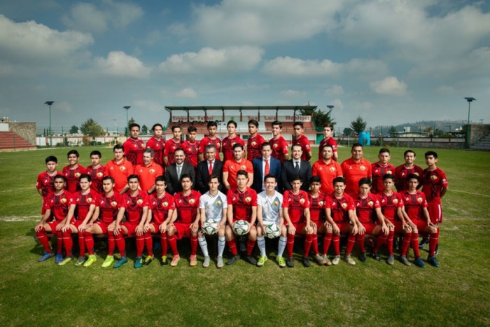 Deportivo Leones se toma la foto oficial