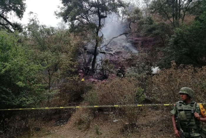 Muere una persona en caída de aeronave en Atizapán