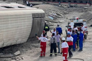 ¡Se descarrila tren en Irán! Hay 21 personas fallecidas