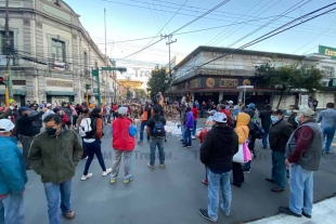 ¡Caos se apodera de Toluca! Manifestaciones y trifulcas desquician la ciudad