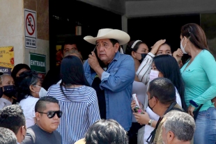 Félix Salgado amaga con boicotear elección si no aparece en la boleta