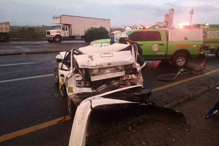 Dos lesionados el saldo de un accidente en la Toluca-Naucalpan