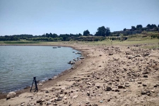La presa de Villa Victoria continúa con niveles a la baja