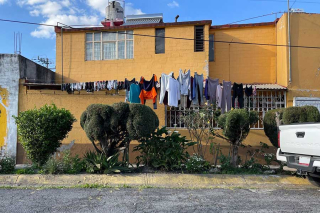 “Sol para todos… hasta para el tendedero callejero”