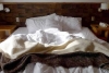 Médico explica por qué nunca debes tender la cama por la mañana
