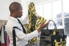 Dior lanza una colección cápsula junto al diseñador sudafricano Theron Magugu