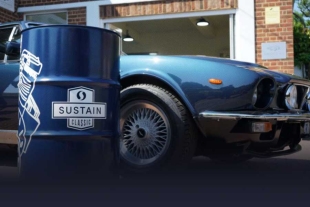 “Sustain Classic”: desarrollan gasolina sostenible exclusiva para autos clásicos