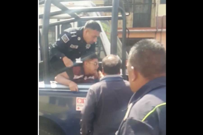 Policía Municipal de Toluca, detiene a brigadistas de Morena