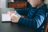Tablets e internet aumentan estrés en niños menores a 10 años