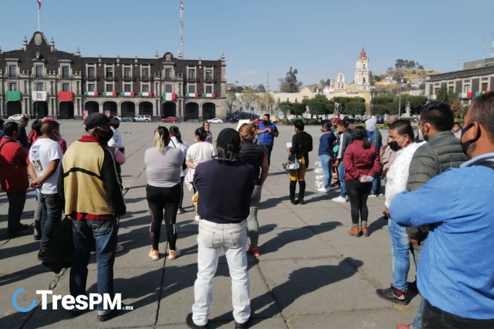 Se manifestaron comerciantes informales frente a Palacio Municipal de Toluca