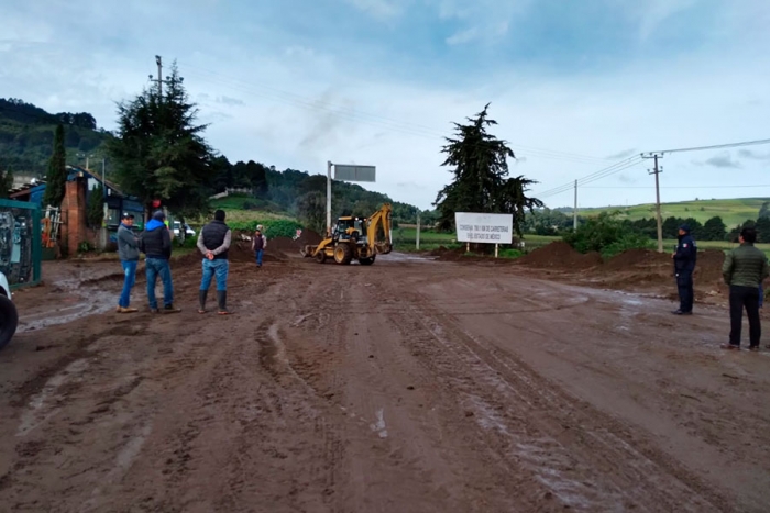 Alud de lodo provoca cierre parcial de carretera Tenango-Tenancingo