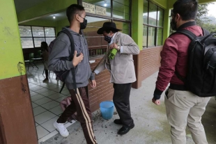 Nada impide el regreso a clases en agosto: AMLO