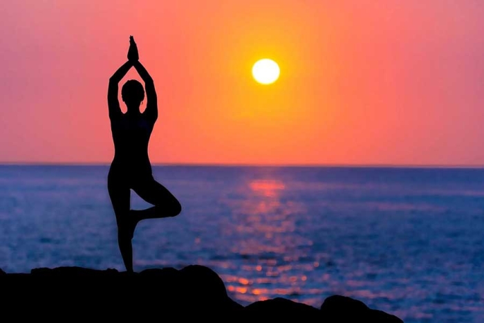 6 increíbles cosas que suceden si haces yoga regularmente