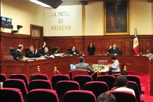 Morena busca prohibir a Corte invalidar o interpretar preceptos de la Constitución