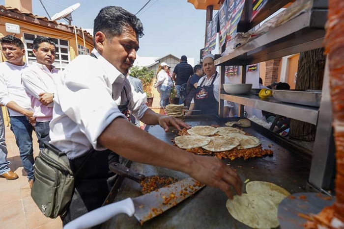 Entre los tacos que podrán disfrutar los asistentes están el jabalí, cecina, bistec y camarones. 