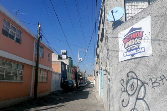 Se unen vecinos de San Lorenzo Tepaltitlán contra la delincuencia